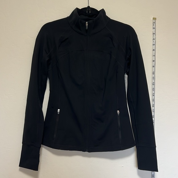 NWT GAP FIT full zipper black athletic jacket w/ thumb holes and zip pockets - Picture 6 of 11